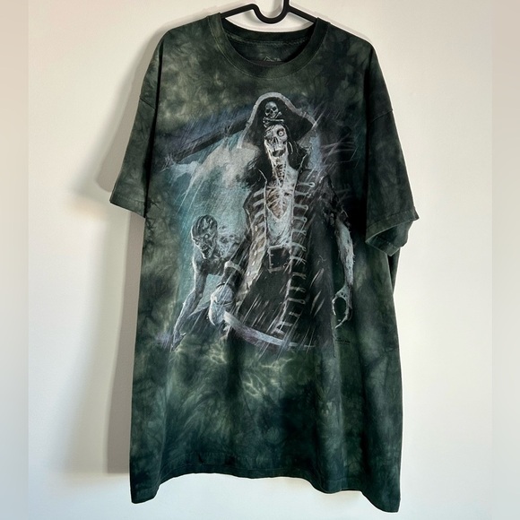 Vintage Style T-Shirt Mystery Box - Picture 4 of 8